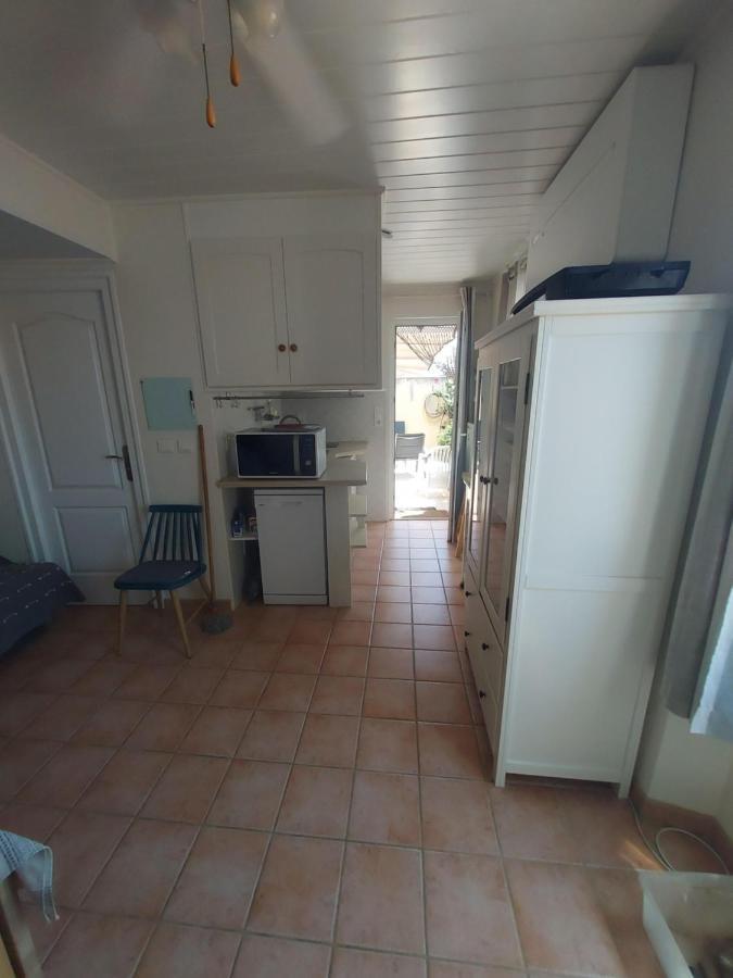 Appartement F2 tout équipé avec terrasse - 66 Salses le Chateau Extérieur photo